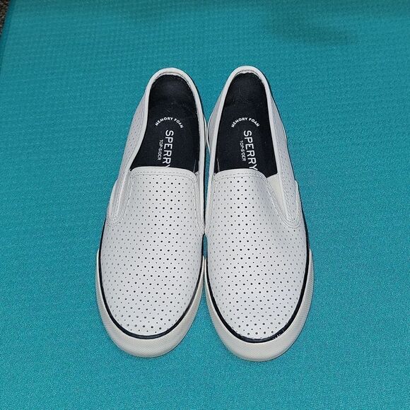 Sperry Pier Side White Perforated Leather Low Slip-On Memory Foam Shoes Size 7.5 - Picture 8 of 8